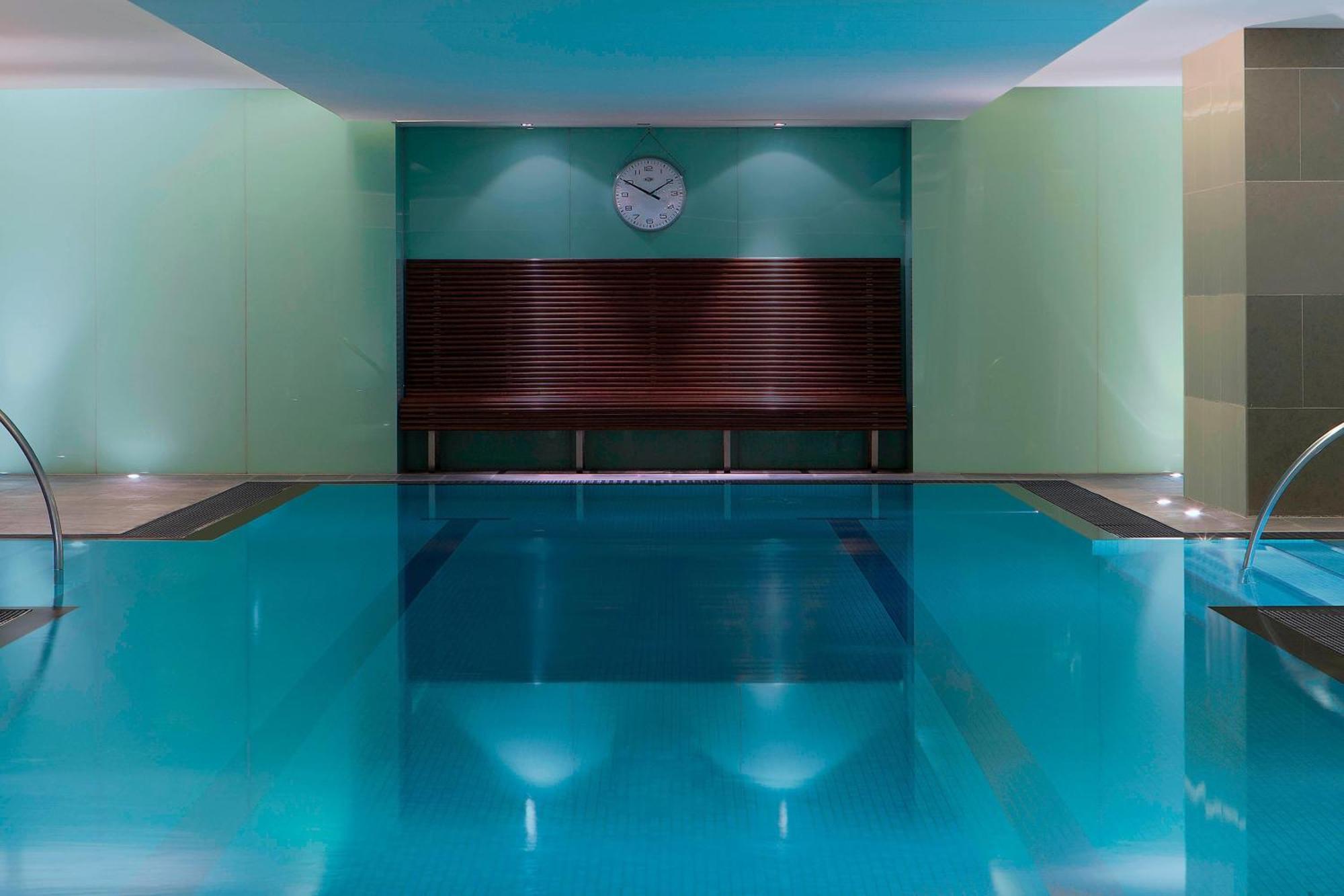 The Westin Melbourne Hotel Eksteriør billede The pool at the spa